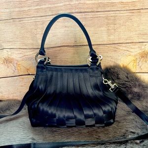 Gorgeous Unique Harvey’s Seatbelt Bag